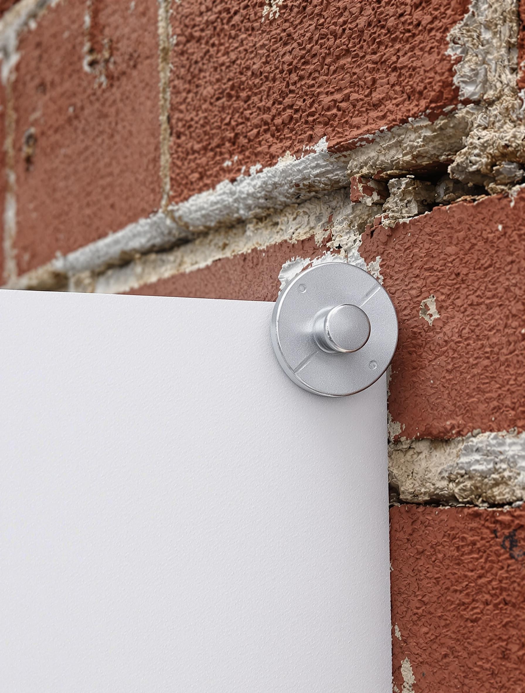 Chevillage à cœur traversant sur mur ancien à Paris : Rénovtaloc sécurise la tenue mécanique