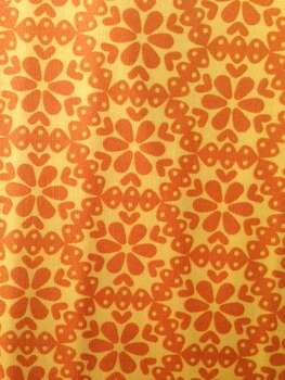 Vente de tissu Patchwork  fleur orange dans rond fond jaune à prix Discount